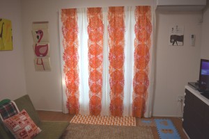 北欧ハンドプリントカーテン