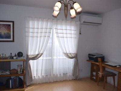 ３段タックデザインリネンカーテン