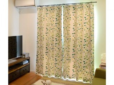 遮光裏地付きカーテン３