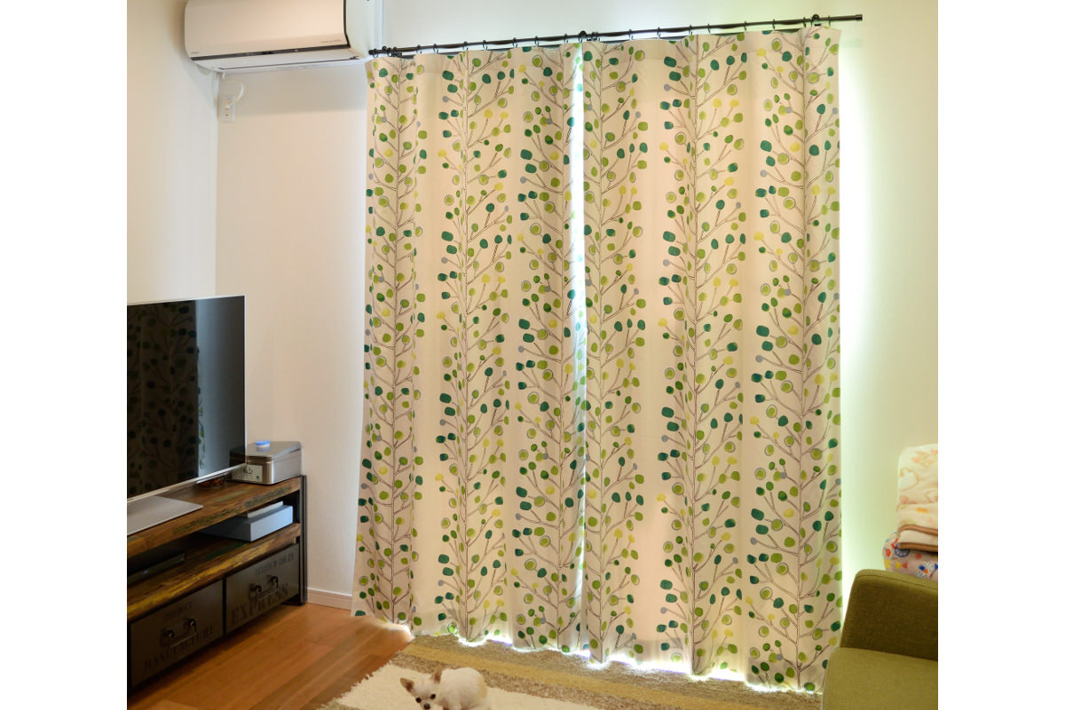 おトク 桜 仮眠カーテン 2400×850mm 金華山系オーダーカーテン プリーツタイプ 裏地付け加工 レッド 遮光率99.99% 防炎 