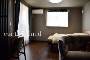 プレーンシェードに枠内レースカーテン