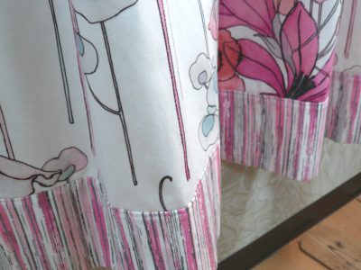 ボトム切り返しカーテン