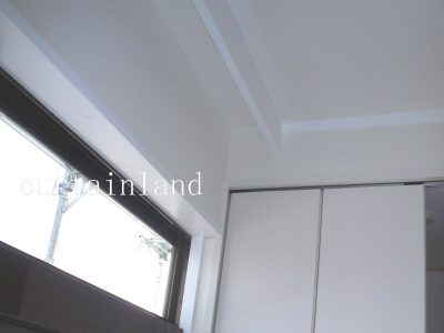 カーテンBOXと折り戸の干渉