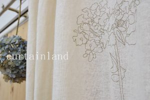 リネンの刺繍カーテン600