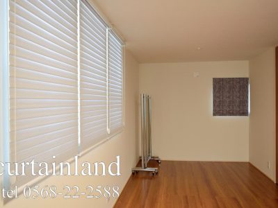 調光ロールスクリーンとプレーンシェード