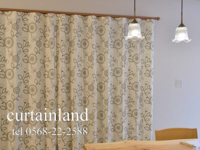 レトロ刺繍デザインのコットンカーテン