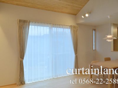 自然素材のリネンカーテン