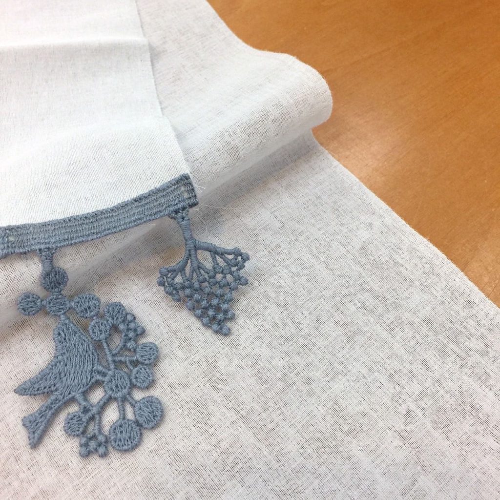 ふるふるトリさんの刺繍のフリンジ