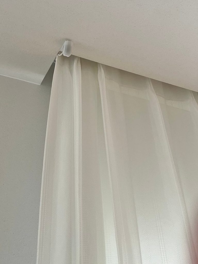 電動ロールスクリーン 持ち出し受光部